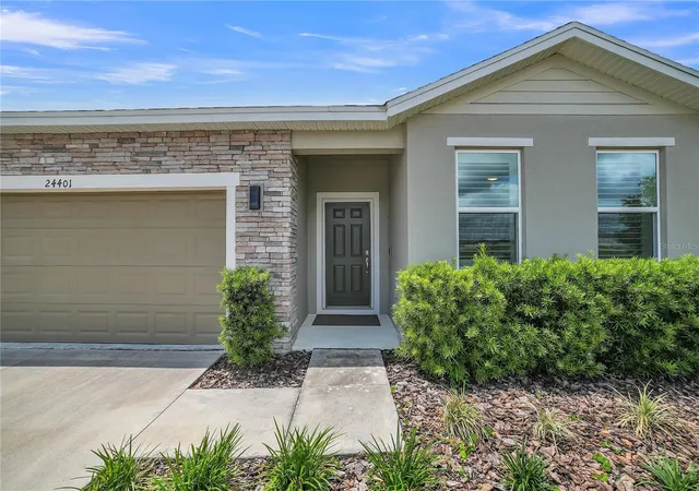 3rd image of 24401 Sunnys Halo Wy, Sorrento, FL 32776 | MLS# O6403372