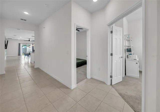4th image of 24401 Sunnys Halo Wy, Sorrento, FL 32776 | MLS# O6403372