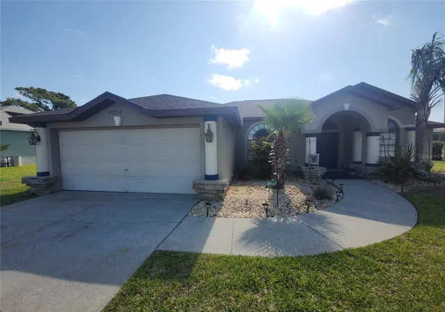 Photo 2 of Single family home for sale at 4028 Breckland Ct, Spring Hill, FL 34609 | MLS# W7885326 | Listing updated on 2026-04-30
