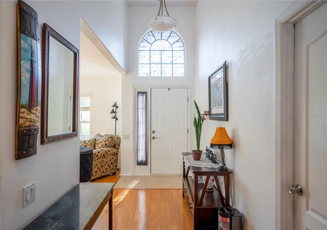2nd image of 624 N Lake Blvd, Tarpon Springs, FL 34689 | MLS# TB8503224