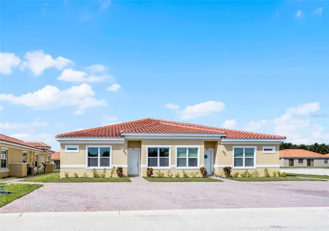 Photo 3 of Single family home for sale at 1826 Coriander Dr, Kissimmee, FL 34759 | MLS# O6403416 | Listing updated on 2026-08-24