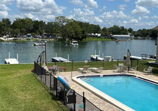 2nd image of 30 Se Valare Ln, CRYSTAL RIVER, FL 34429