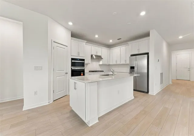 Photo 1 of Single family home for sale at 10037 Trellis Vine Way, Parrish, FL 34219 | MLS# TB8503288 | Listing updated on 2026-10-08
