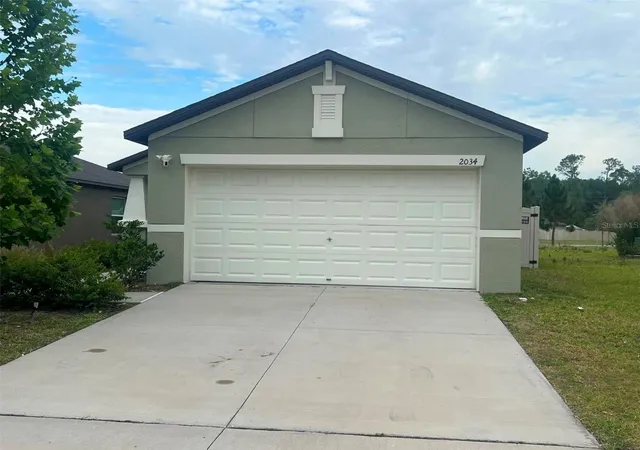 Photo 1 of Single family home for sale at 2034 Old Pasture Ln, Lakeland, FL 33801 | MLS# S5148922 | Listing updated on 2026-06-03