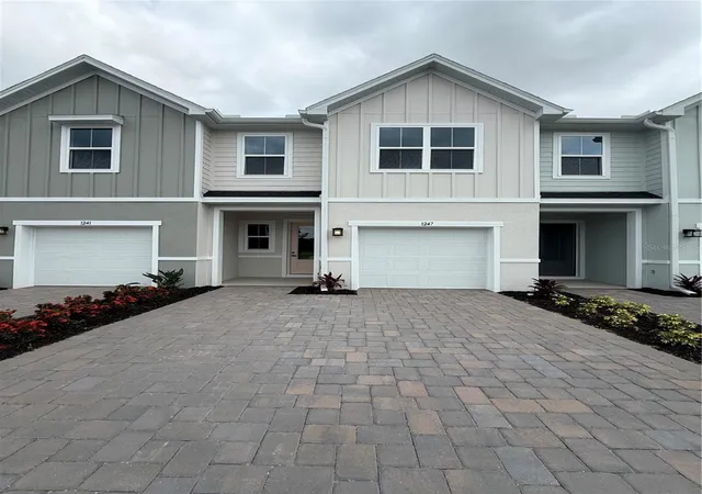 1st image of 1247 Pineywood Field Dr, Davenport, FL 33837 | MLS# W7885332