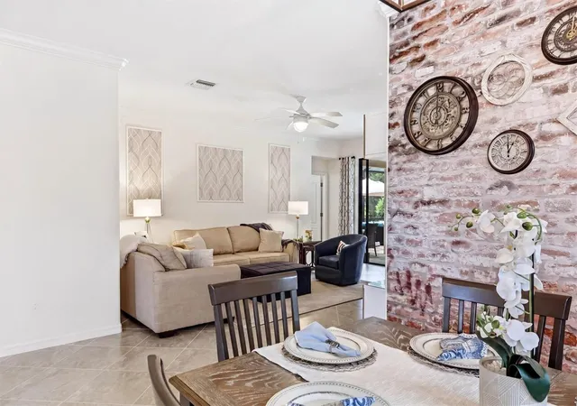 5th image of 20930 Valore Ct, Venice, FL 34293 | MLS# N6144149