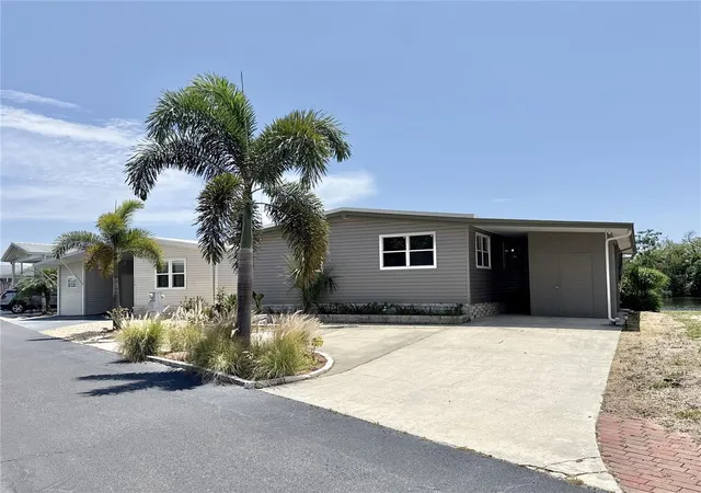 Photo 40 of Manufactured home for sale at 460 Mount Oak Ave Ne #745, Saint Petersburg, FL 33702 | MLS# TB8503310 | Listing updated on 2026-09-15