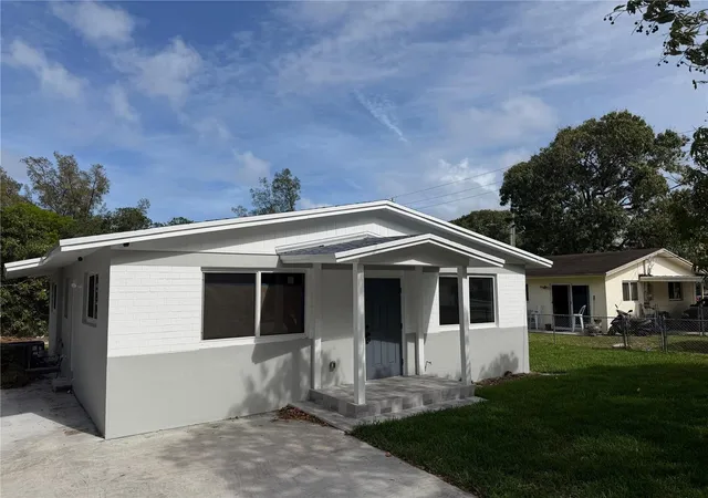 Photo 1 of Single family home for sale at 836 Sw 2nd Terrace, Deerfield Beach, FL 33441 | MLS# TB8503336 | Listing updated on 2026-10-04