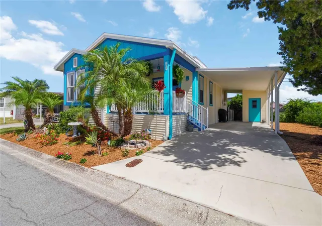 5th image of 915 50Th Ave W, Bradenton, FL 34207 | MLS# A4691945