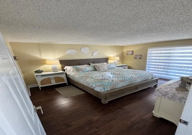 4th image of 708 Gulf Blvd #D, Indian Rocks Beach, FL 33785 | MLS# W7885342