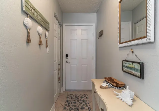 5th image of 708 Gulf Blvd #D, Indian Rocks Beach, FL 33785 | MLS# W7885342