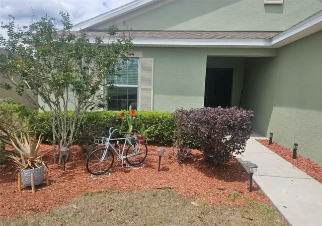 Photo 3 of Single family home for sale at 30939 Water Lily Dr, Brooksville, FL 34602 | MLS# W7885346 | Listing updated on 2026-09-02
