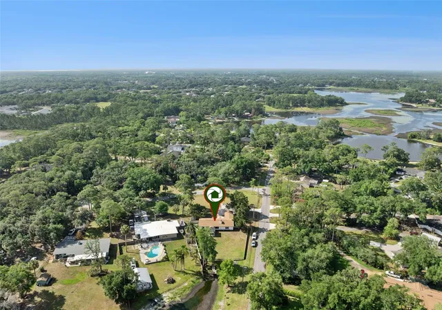 49th image of 219 S Crystal Dr, Sanford, FL 32773 | MLS# O6403516