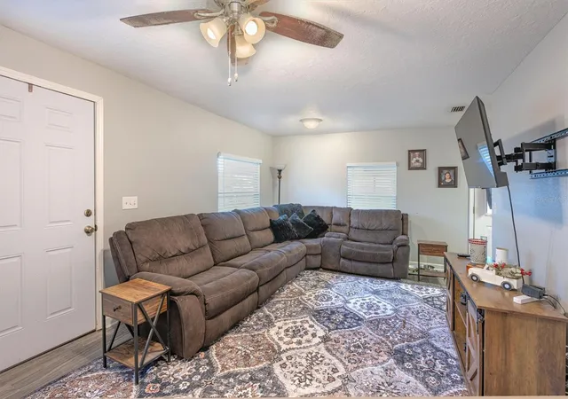 Homes for sale in Palmetto, FL | 1014 27Th Ave W, Palmetto, FL 34221 | MLS# A4691949