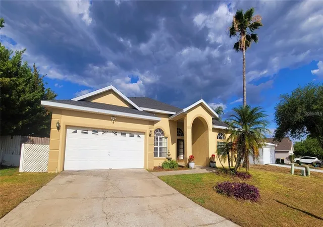 Single family home for sale at 10 Nevada Loop Rd, DAVENPORT, FL 33897 | MLS# S5148936