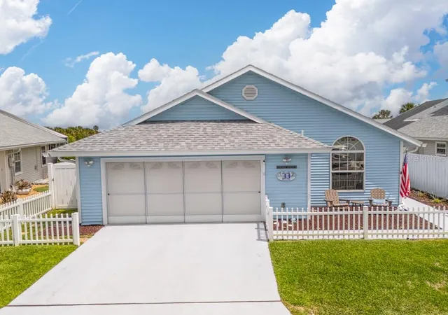 Photo 1 of Sale Pending at 33 Bedford Dr, Palm Coast, FL 32137 | MLS# FC318177 | Listing updated on 2026-09-02