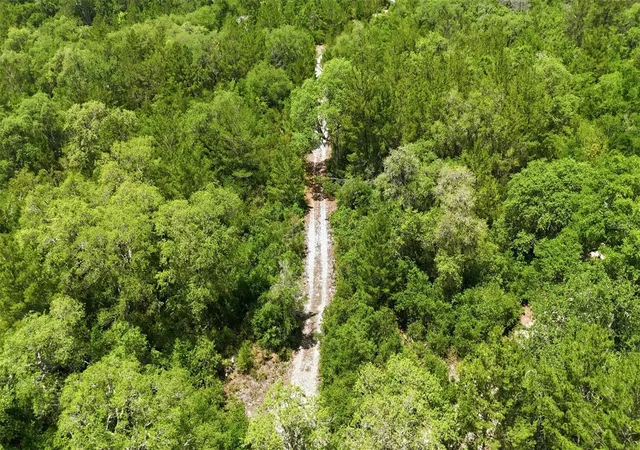 3rd image of 16050 Se 275Th Ave, Umatilla, FL 32784 | MLS# G5111748