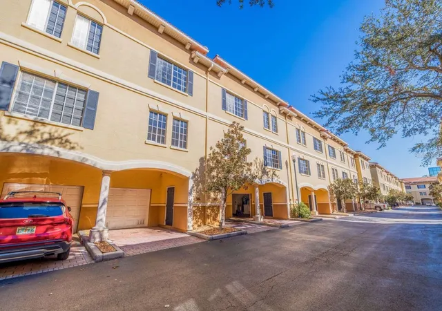 4th image of 5252 W Kennedy Blvd, Tampa, FL 33609 | MLS# TB8503444