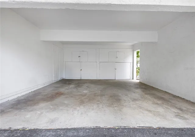 Homes for sale in Clearwater, FL | 1831 Bough Avenue, Clearwater, FL 33760 | Houzeo