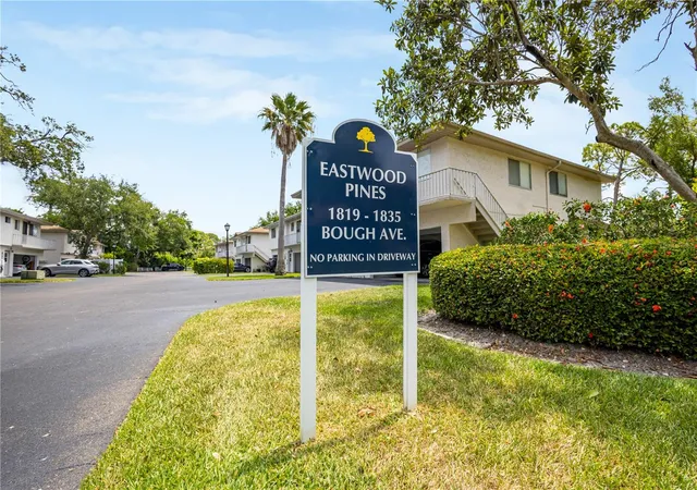 Homes for sale in Clearwater, FL | 1831 Bough Ave #1, Clearwater, FL 33760 | MLS# O6403551