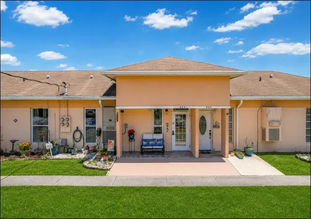 Single family home for sale at 523 Club Cir, LAKE WALES, FL 33898 | MLS# O6403566