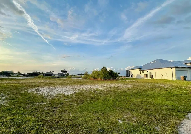3rd image of 3233 Nw 9Th St, Cape Coral, FL 33993 | MLS# TB8503461