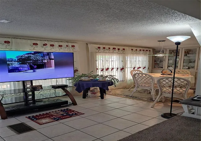 Homes for sale in Auburndale, FL | 119 Daisy Ave, Auburndale, FL 33823 | MLS# L4961501