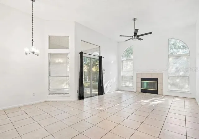 4th image of 2429 W Cedar Trace Dr, Jacksonville, FL 32246 | MLS# TB8503468