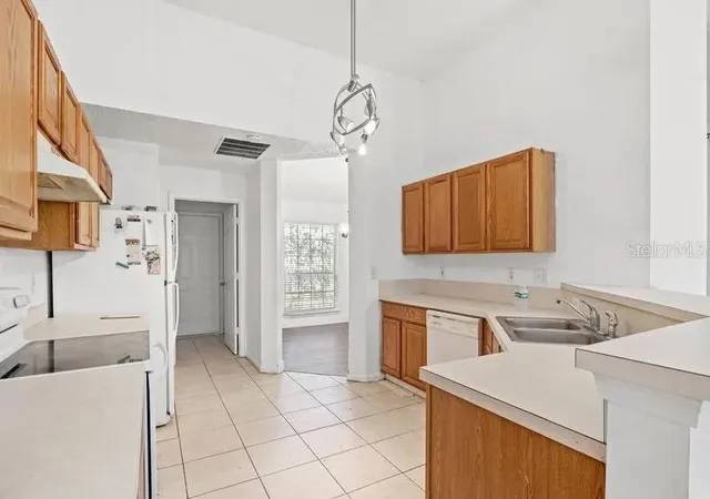 5th image of 2429 W Cedar Trace Dr, Jacksonville, FL 32246 | MLS# TB8503468
