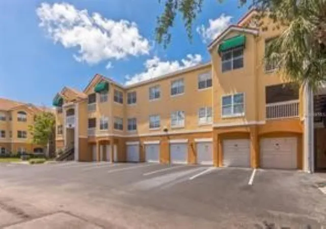 3rd image of 10764 70Th Ave #3305, Seminole, FL 33772 | MLS# O6403580