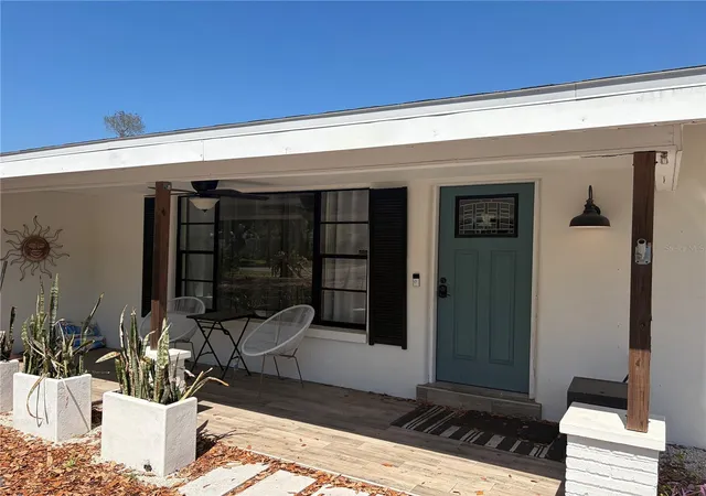 Photo 1 of Sale Pending at 7503 Starfish Dr, Sarasota, FL 34231 | MLS# A4691968 | Listing updated on 2026-08-13