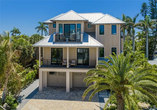 Photo 1 of Single family home for sale at 513 N Bay Blvd, ANNA MARIA, FL 34216 | MLS# A4691979 | Listing updated on 2026-09-25