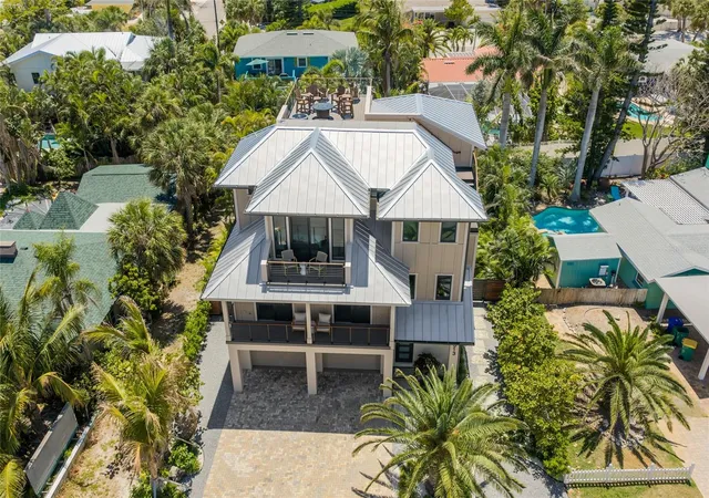 Photo 3 of Single family home for sale at 513 N Bay Blvd, Anna Maria, FL 34216 | MLS# A4691979 | Listing updated on 2026-09-25