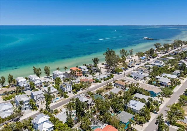 Photo 78 of Single family home for sale at 513 N Bay Blvd, ANNA MARIA, FL 34216 | MLS# A4691979 | Listing updated on 2026-09-25