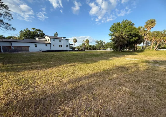 Photo 2 of Land for sale at 3733 6th Street S, Saint Petersburg, FL 33705 | MLS# A4691980 | Listing updated on 2026-08-31