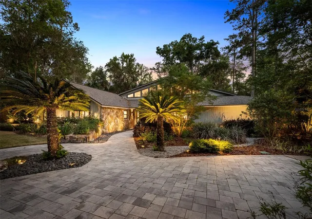 Homes for sale in Gainesville, FL | 2261 Nw 24th Ave, Gainesville, FL 32605 | MLS# GC539938