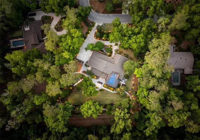 Homes for sale in Gainesville, FL | 2261 Nw 24Th Ave, Gainesville, FL 32605 | MLS# GC539938