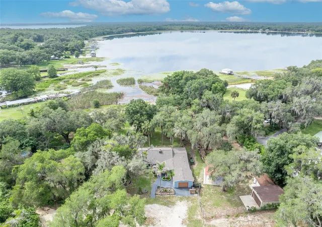 1st image of 13450 Se 105th Ter, Ocklawaha, FL 32179 | MLS# G5111757