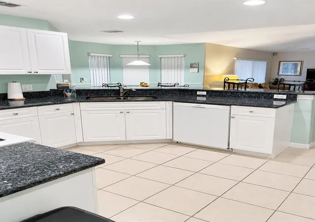 4th image of 615 Dolcetto Dr, Davenport, FL 33897 | MLS# O6403614