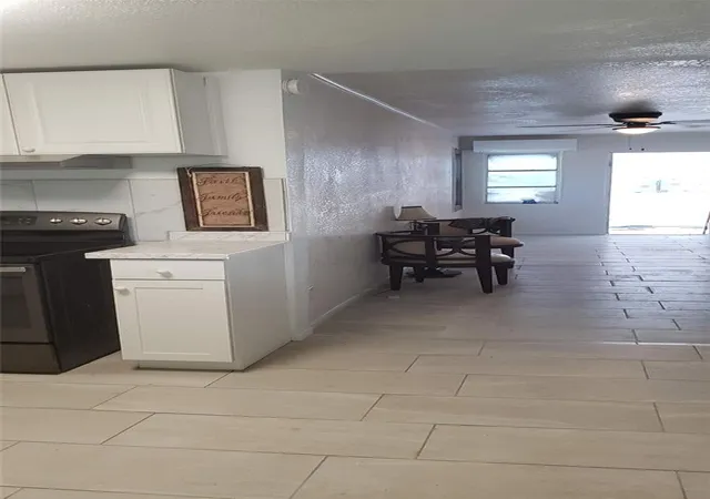 5th image of 1118 Harris Ln, Clearwater, FL 33756 | MLS# TB8503501