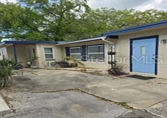 4th image of 1118 Harris Ln, Clearwater, FL 33756 | MLS# TB8503501