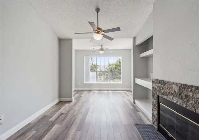 Listing Photo 5 - Condo for sale in building located at 13015 Plantation Park Cir, Orlando, FL 32821 - Unit #1035
