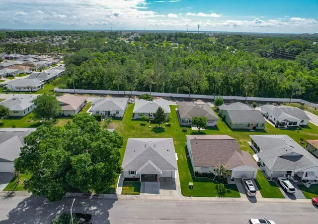 Homes for sale in Lakeland, FL | 3123 Prairie Dunes Cir W, Lakeland, FL 33810 | MLS# TB8503517