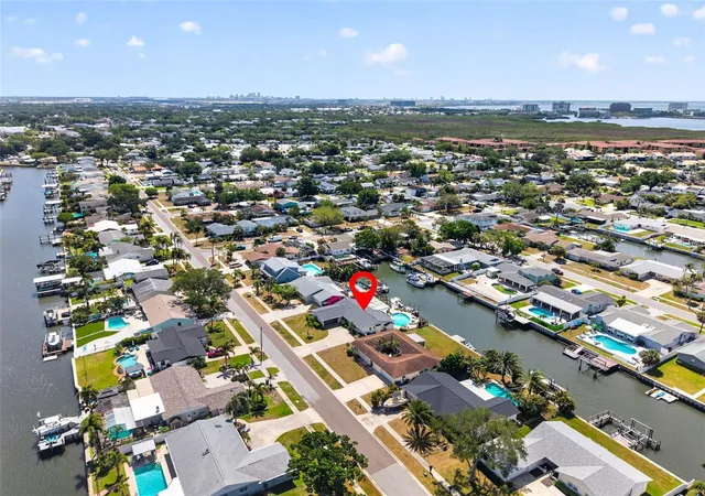 Photo 3 of Single family home for sale at 8450 Flagstone Dr, Tampa, FL 33615 | MLS# TB8503541 | Listing updated on 2026-09-01