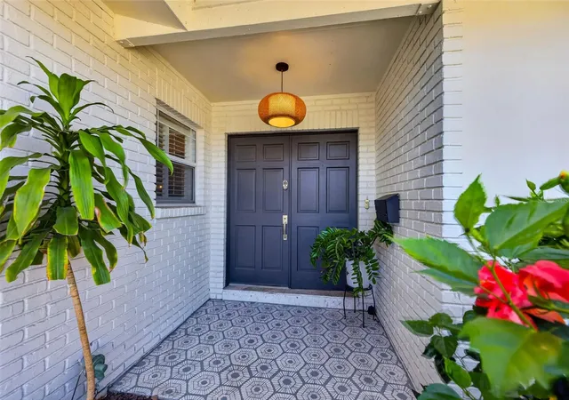 Photo 3 of Single family home for sale at 8450 Flagstone Dr, Tampa, FL 33615 | MLS# TB8503541 | Listing updated on 2026-09-01