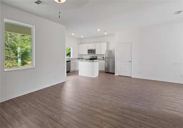 Photo 4 of Townhouse for sale at 563 Bay Leaf Dr, Kissimmee, FL 34759 | MLS# S5148968 | Listing updated on 2026-05-16