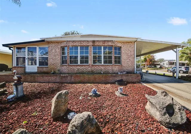 Photo 1 of Manufactured home for sale at 732 Dove Ave, Port Orange, FL 32129 | MLS# O6403660 | Listing updated on 2026-10-05