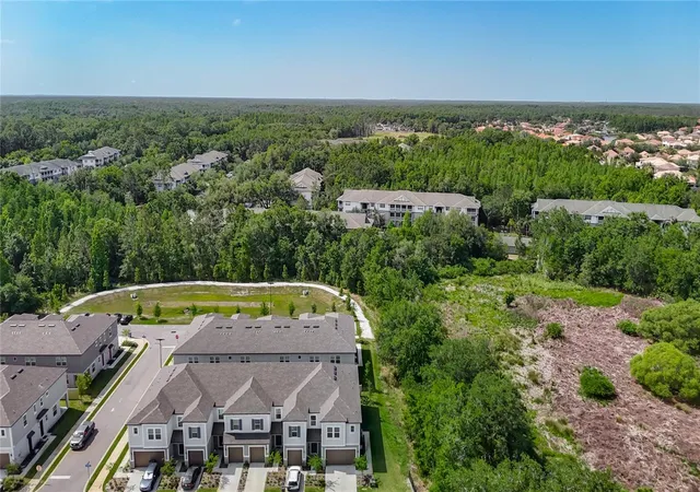 3rd image of 10801 Fort White Ct, Tampa, FL 33647 | MLS# TB8503564