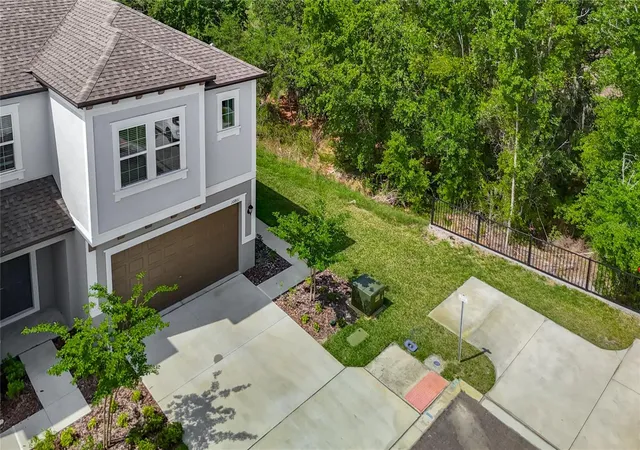 5th image of 10801 Fort White Ct, Tampa, FL 33647 | MLS# TB8503564