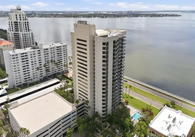 Homes for sale in Tampa, FL | 2413 Bayshore Blvd #2001, Tampa, FL 33629 | MLS# G5111764